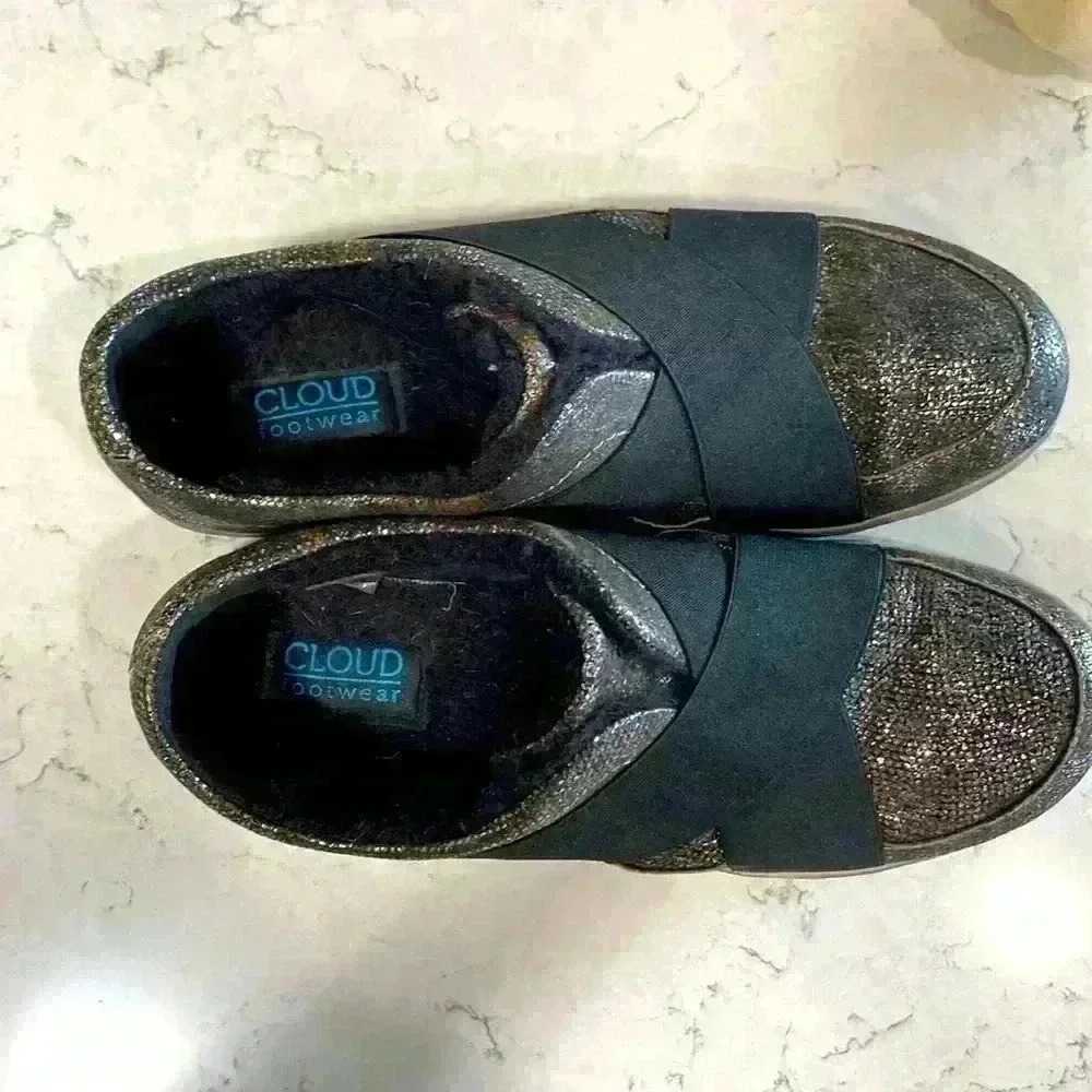 Women's Black Slip-On Shoes